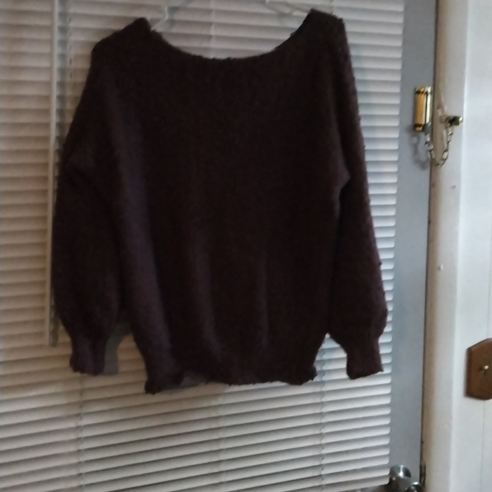 2Love sweater size .small the color is plum very soft love this top